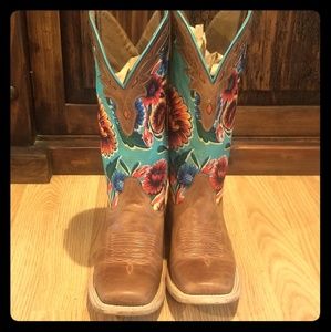 Ariat | Shoes | Ariat Circuit Champion 